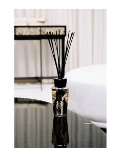 Baobab Collection Feathers 2