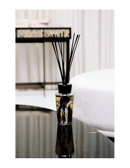 Baobab Collection Feathers